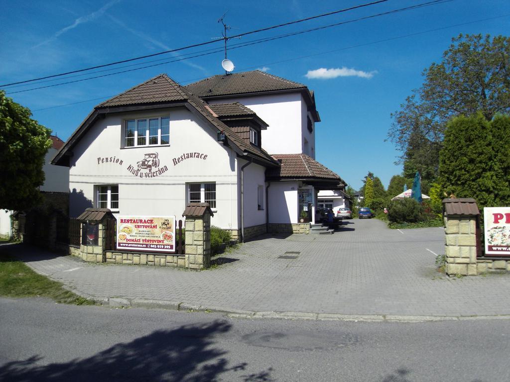 Penzion A Restaurace U Veterana Frenštát pod Radhoštěm Buitenkant foto