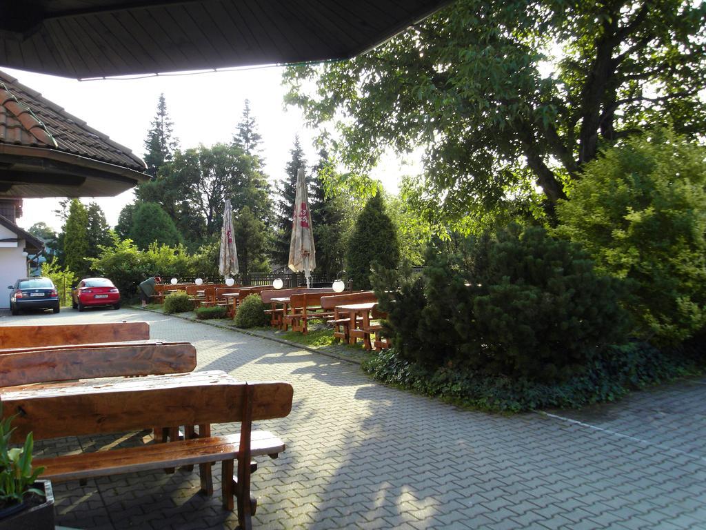 Penzion A Restaurace U Veterana Frenštát pod Radhoštěm Buitenkant foto